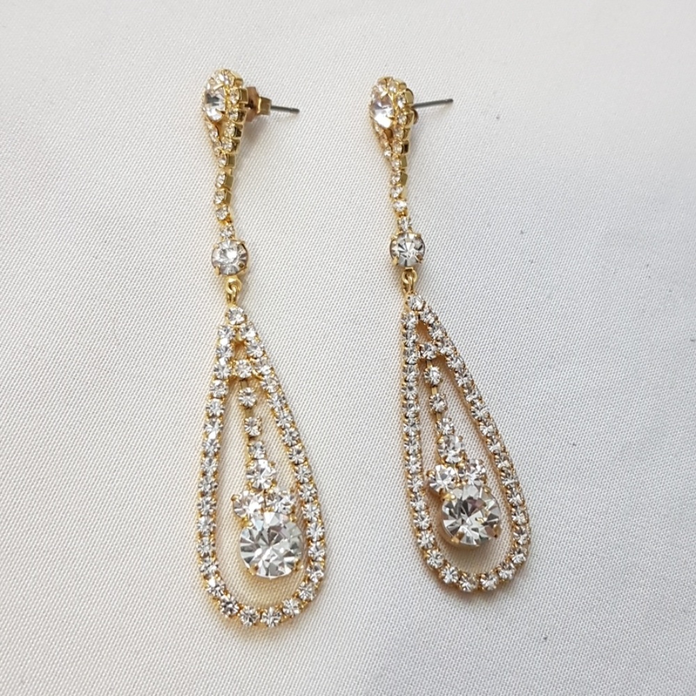 💢CLEARANCE💢 Gold/Crystal Statement Earrings 💫